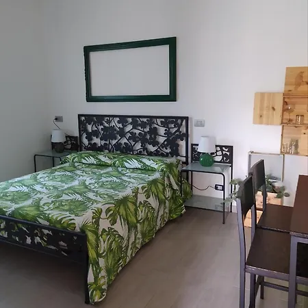 Francesca House * Erba