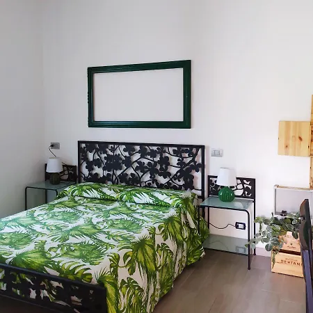 Francesca House * Erba