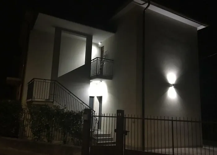 Francesca House شقة إيربا