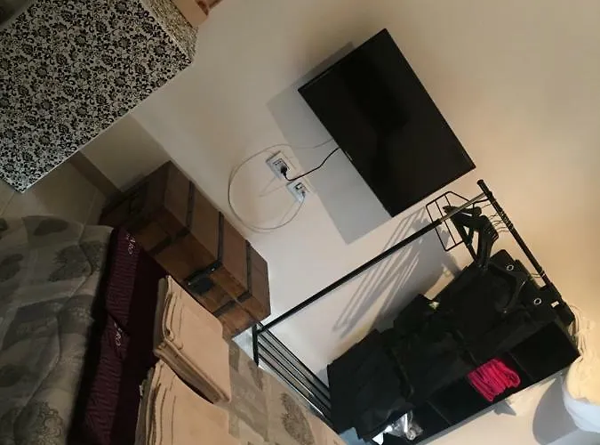 Francesca House شقة